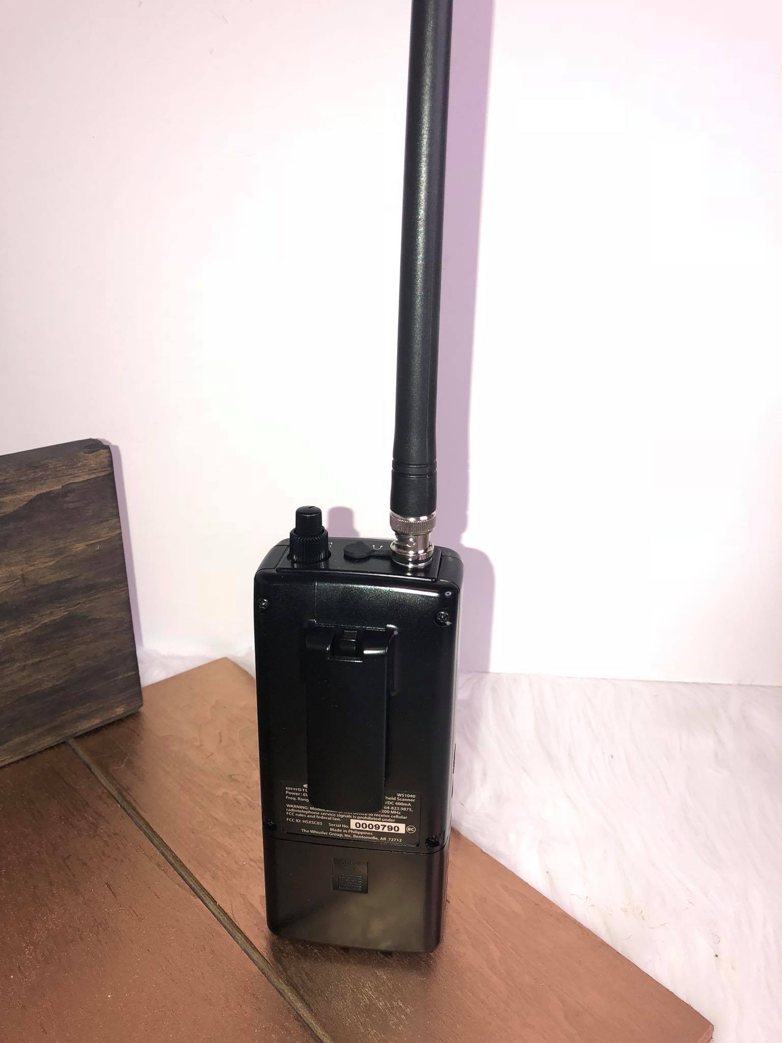 WHISTLER WS1040 HANDHELD POLICE SCANNER RADIO3